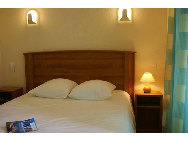 Hotel Le Passiflore Saint-Pol-de-Léon Buitenkant foto